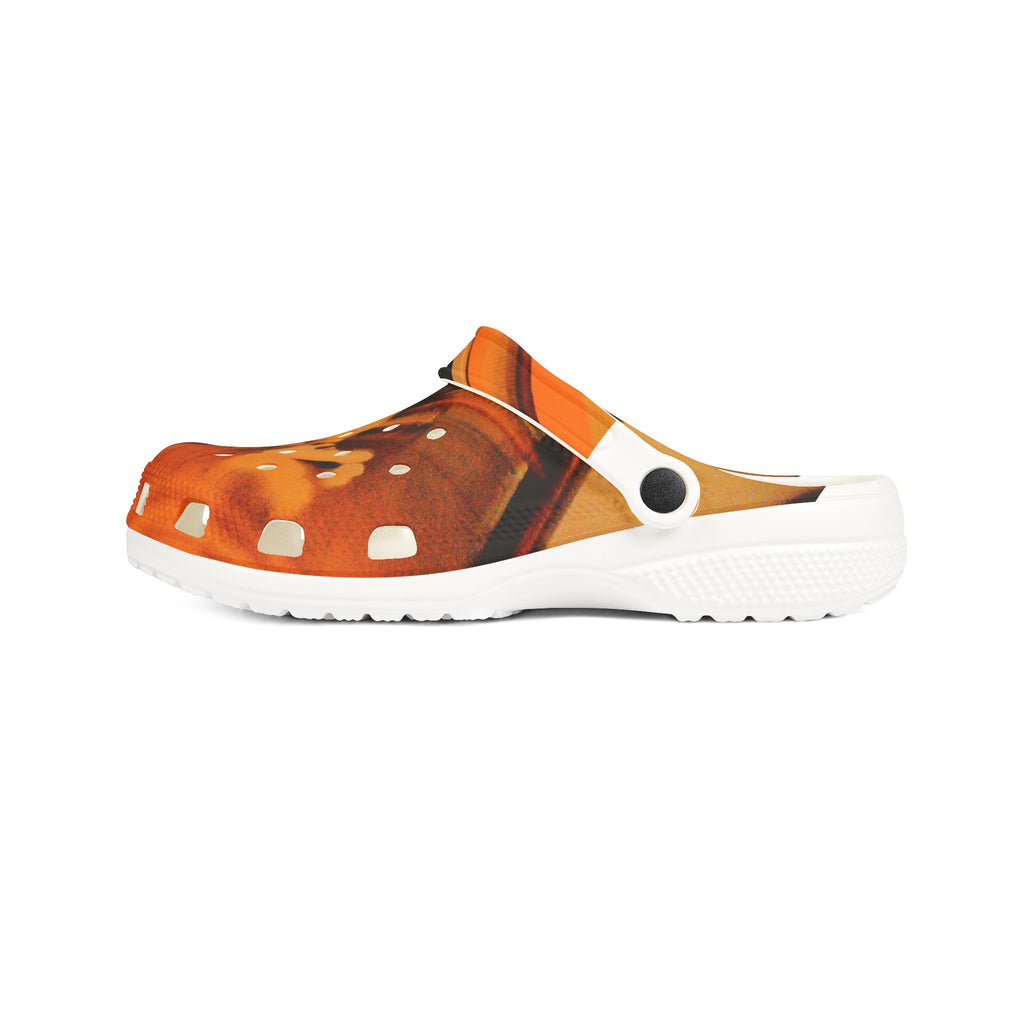 is zena okay (foam feet gators)